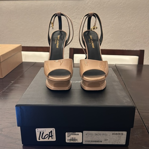 Saint Laurent Tribute Lips heels in nude - Picture 3 of 5